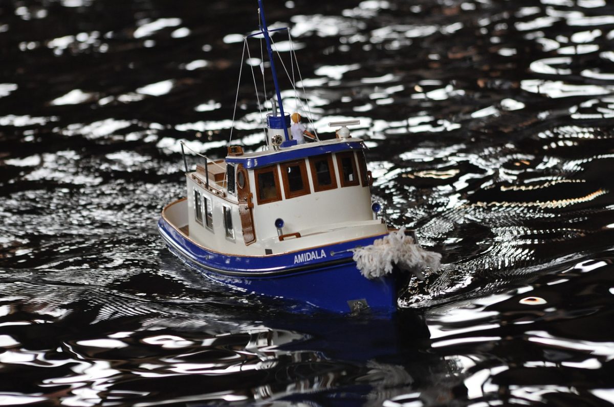 rc boat